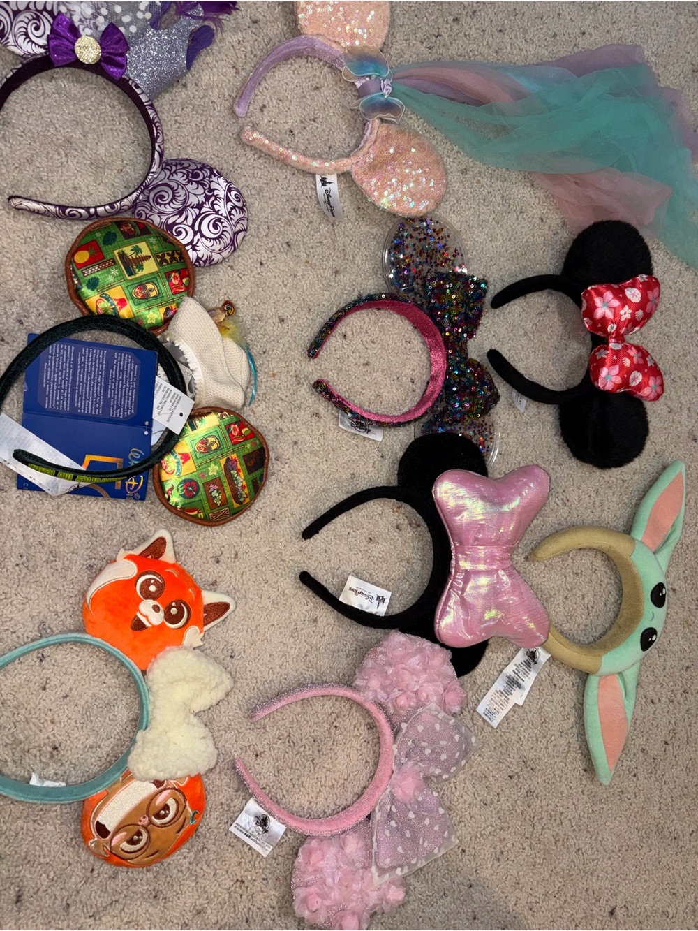 Disney Minnie Mickey Mouse ears lot of 9 aulani, light up, Star Wars and more